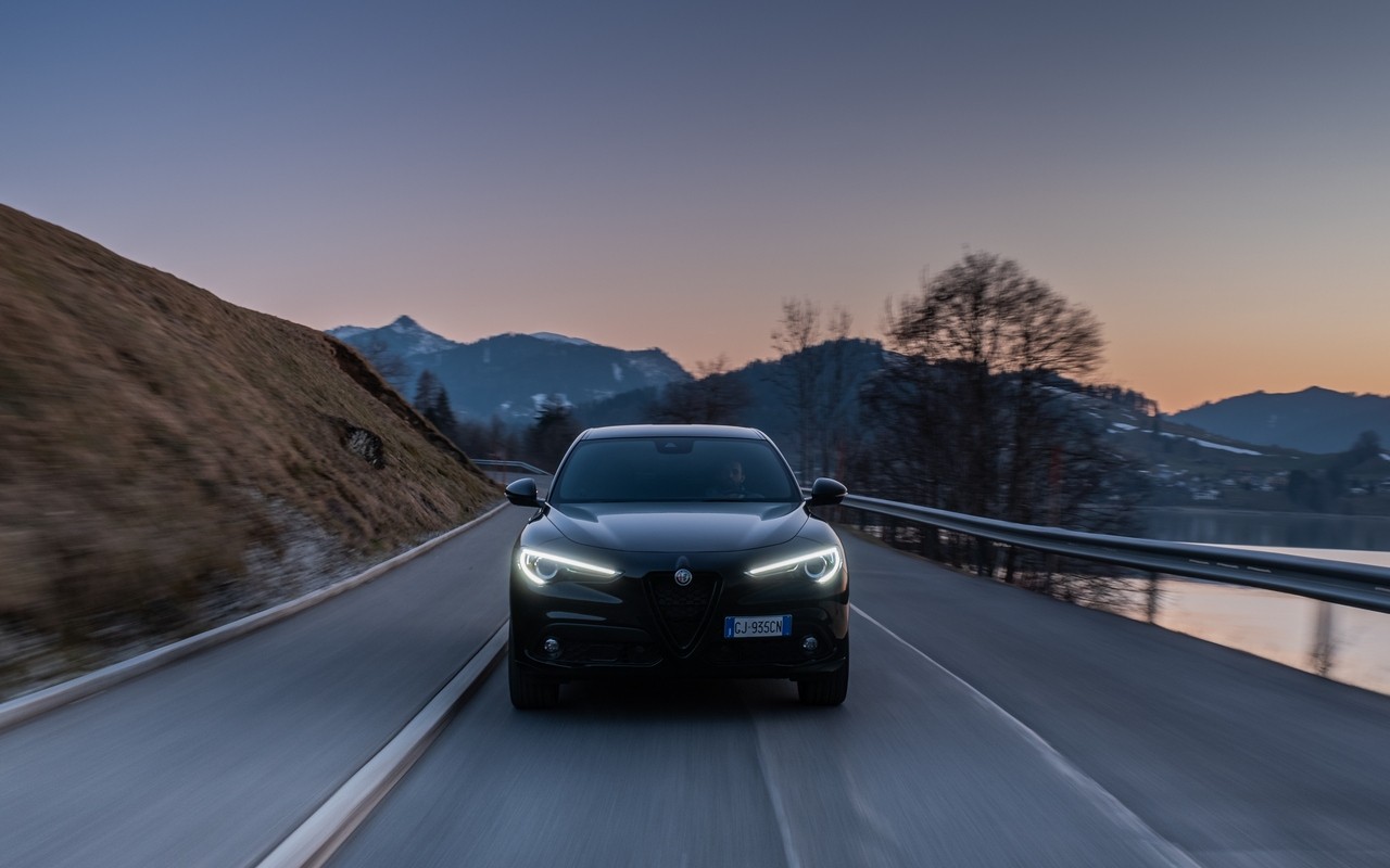 Alfa Romeo Giulia e Stelvio Estrema: le immagini ufficiali