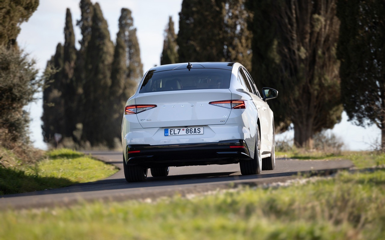 Skoda Enyaq Coupé iV: nuove immagini