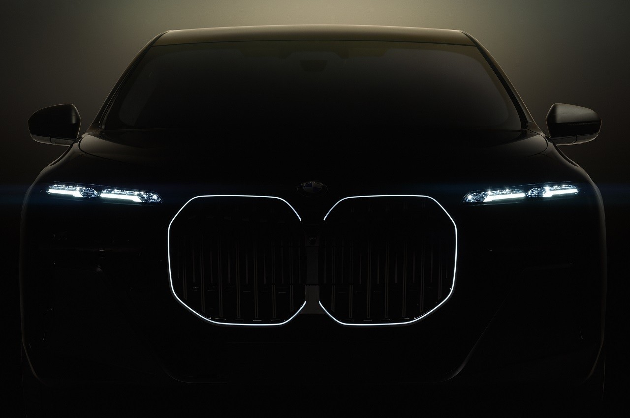 Bmw Serie 7 2023: primi teaser ufficiali