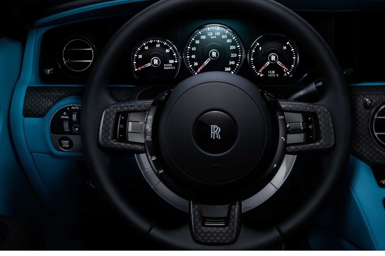 Rolls-Royce Ghost Black Badge: immagini ufficiali