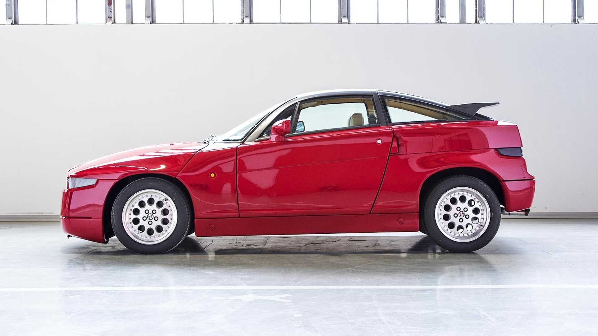 Alfa Romeo SZ restaurata dal centro Heritage di FCA: le foto ufficiali