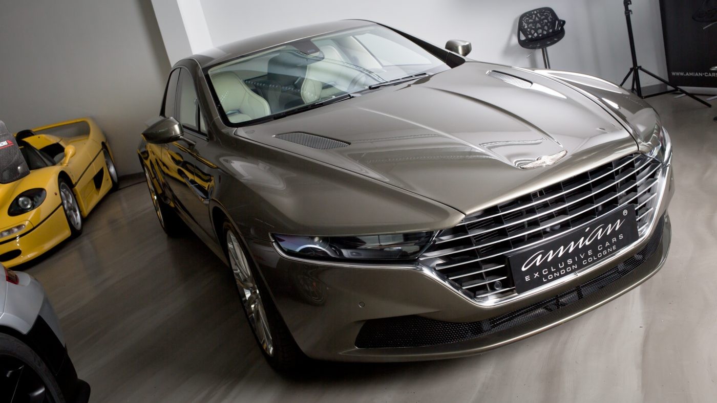 Aston Martin Lagonda Taraf in vendita: le immagini