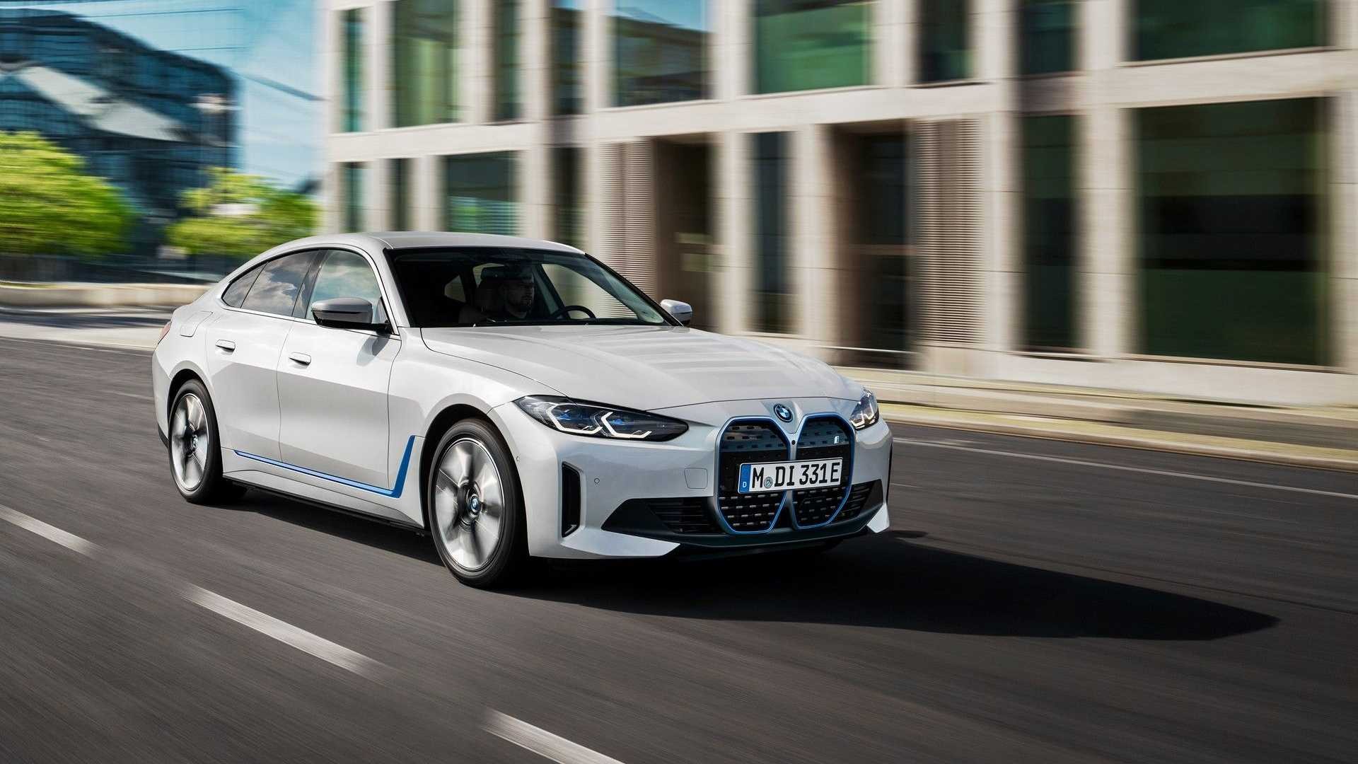 BMW i4: primo contatto con il bolide silenzioso