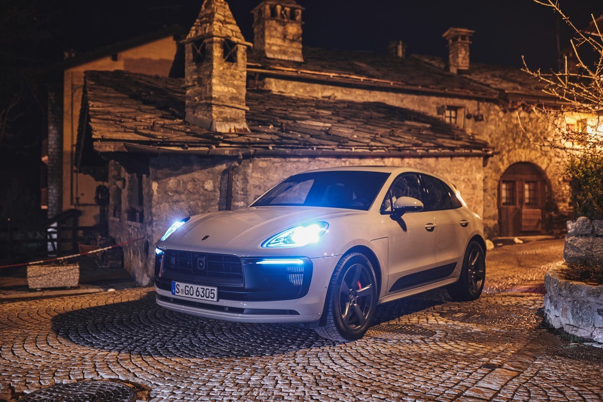 Porsche Macan 2022: primo contatto