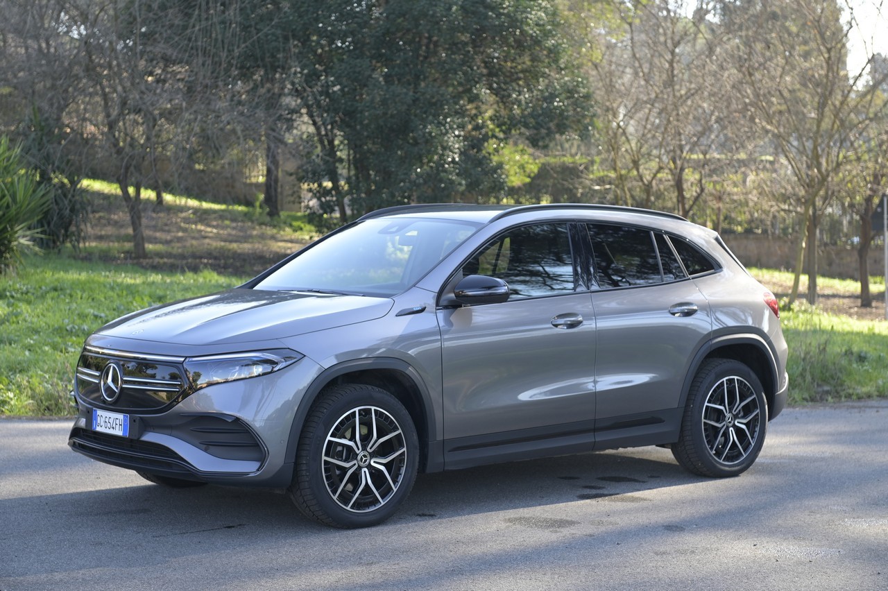 Mercedes EQA ed Honda e: prova su strada