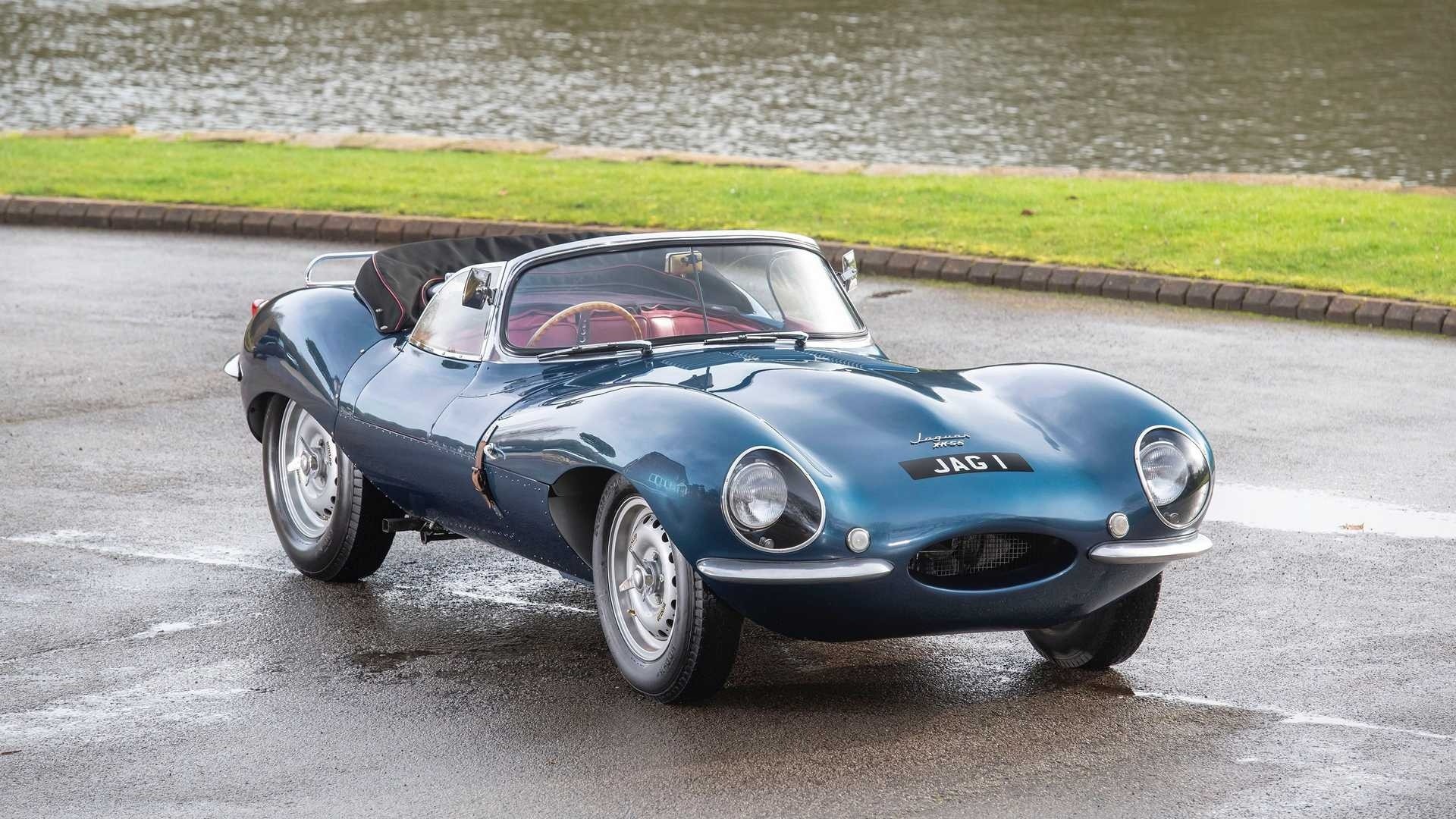 Jaguar XKSS Stradale: le immagini