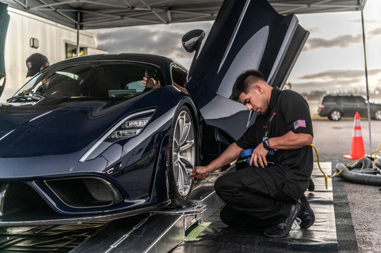 Hennessey Venom F5: nuovo record di velocità