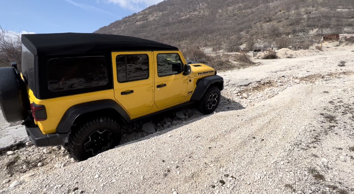 Jeep Wrangler Unlimited Rubicon 4Xe: la prova su strada