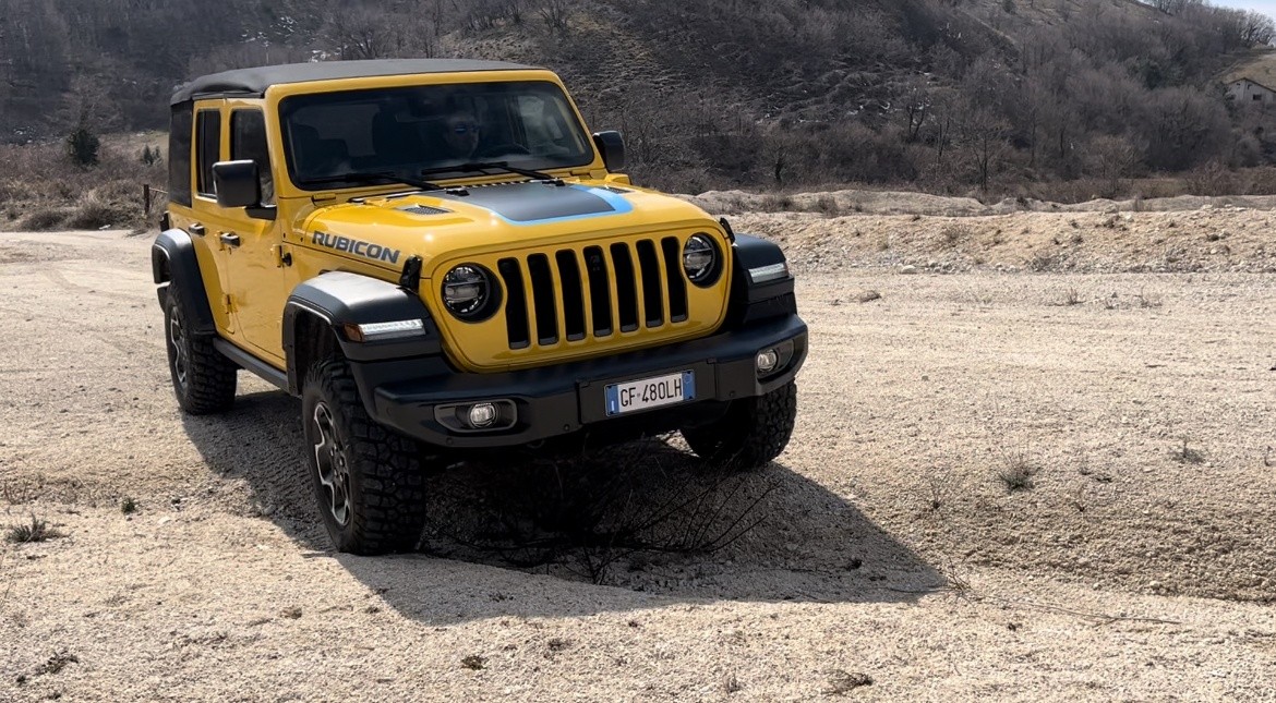 Jeep Wrangler Unlimited Rubicon 4Xe: la prova su strada