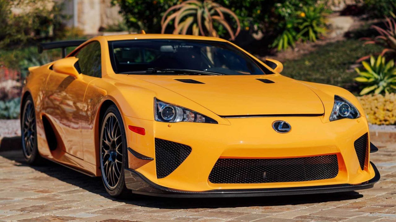 Lexus LFA Nurburgring, un esemplare in vendita: le immagini