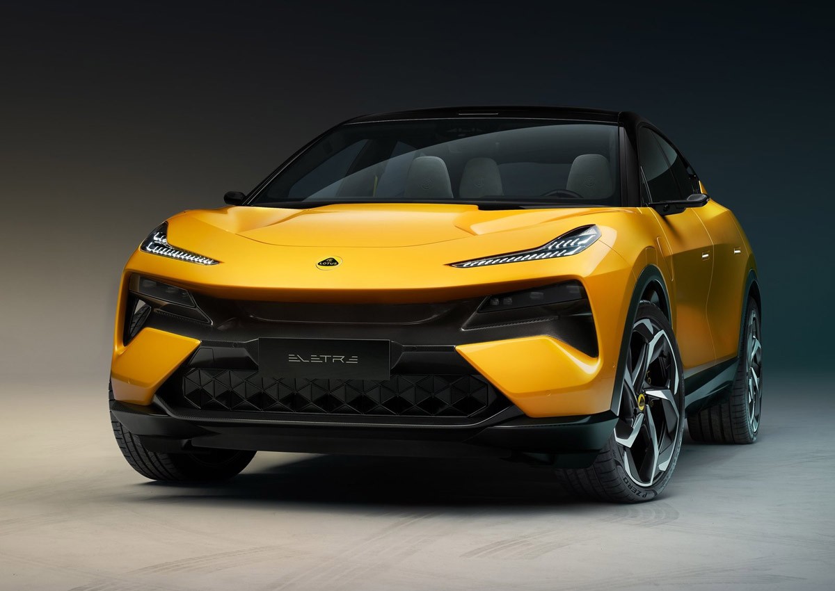 Lotus Eletre: immagini ufficiali