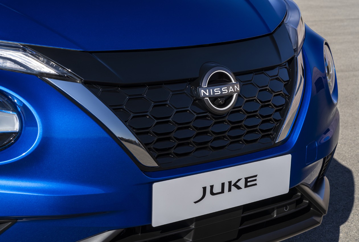 Nissan Juke Hybrid: immagini ufficiali