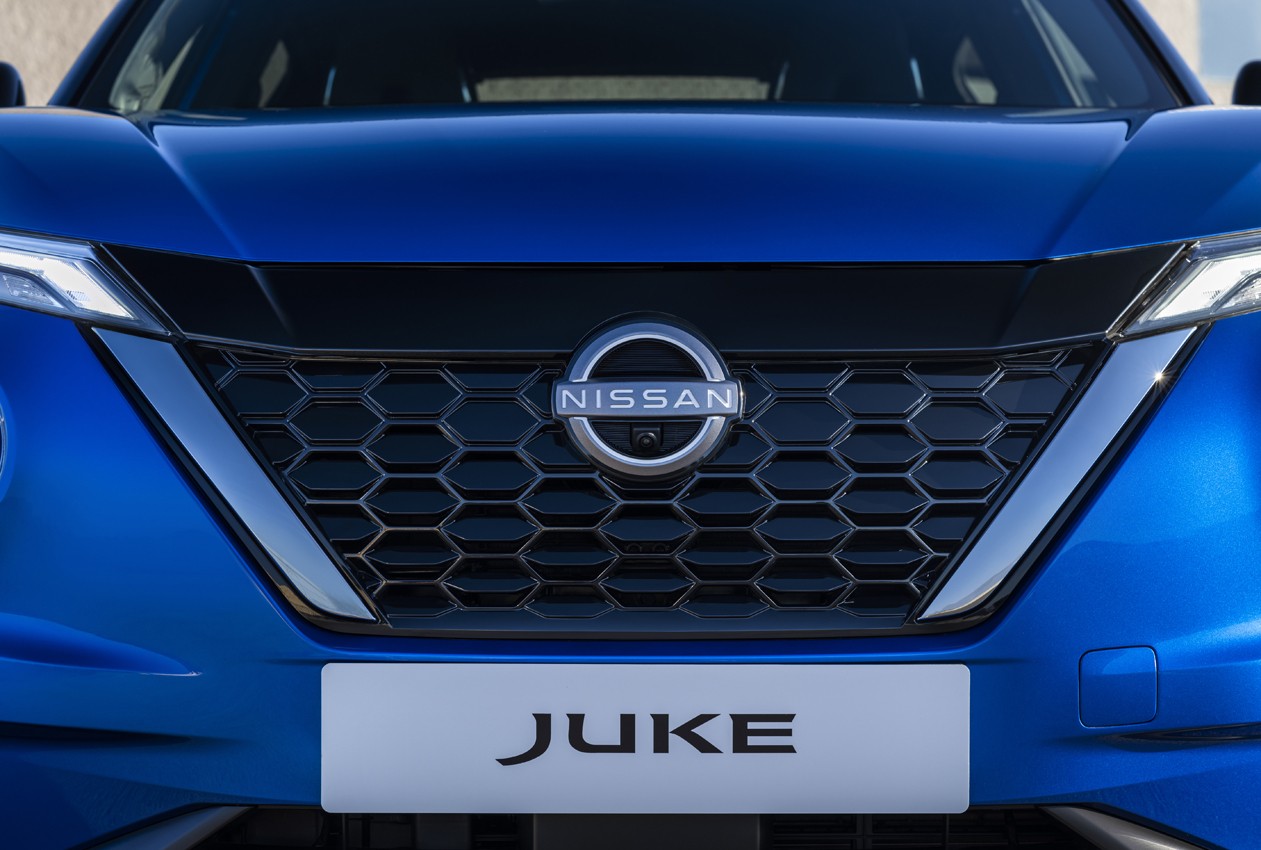 Nissan Juke Hybrid: immagini ufficiali