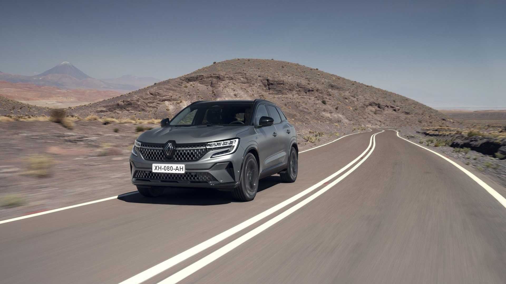 Renault Austral: le immagini ufficiali