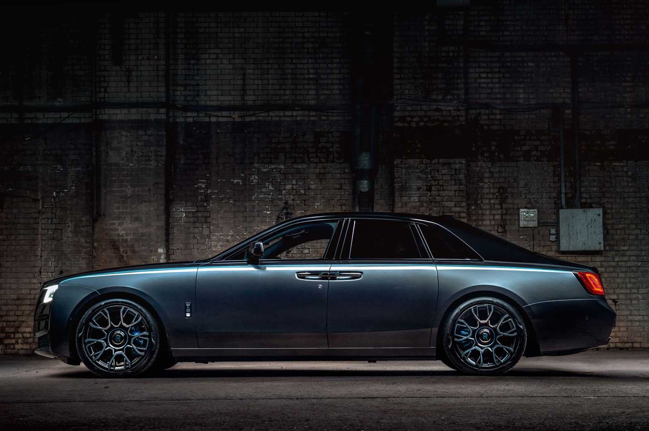 Rolls-Royce Ghost Black Badge: immagini ufficiali