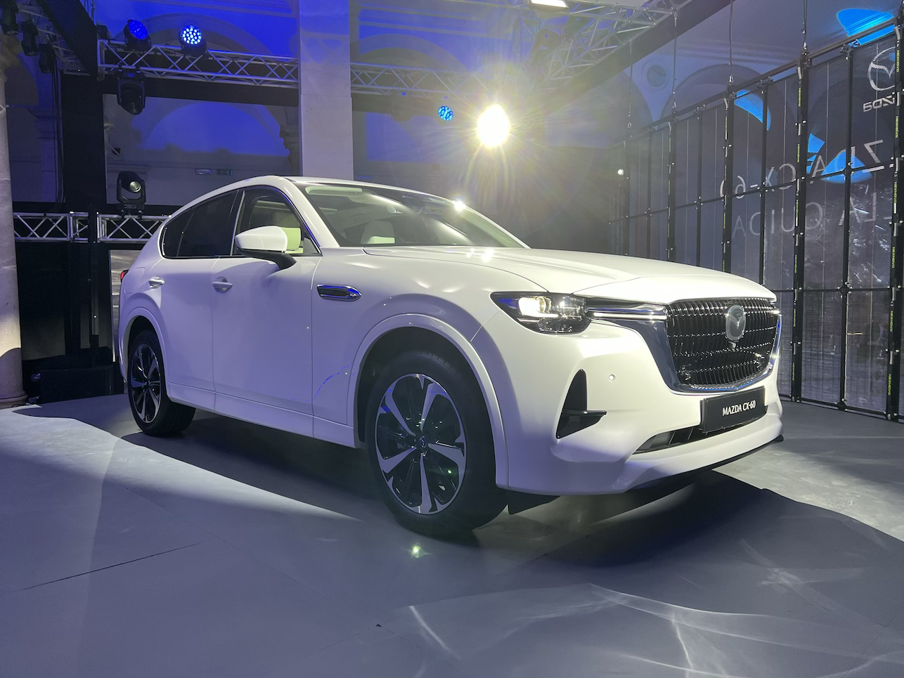 Mazda-CX60-unveling-