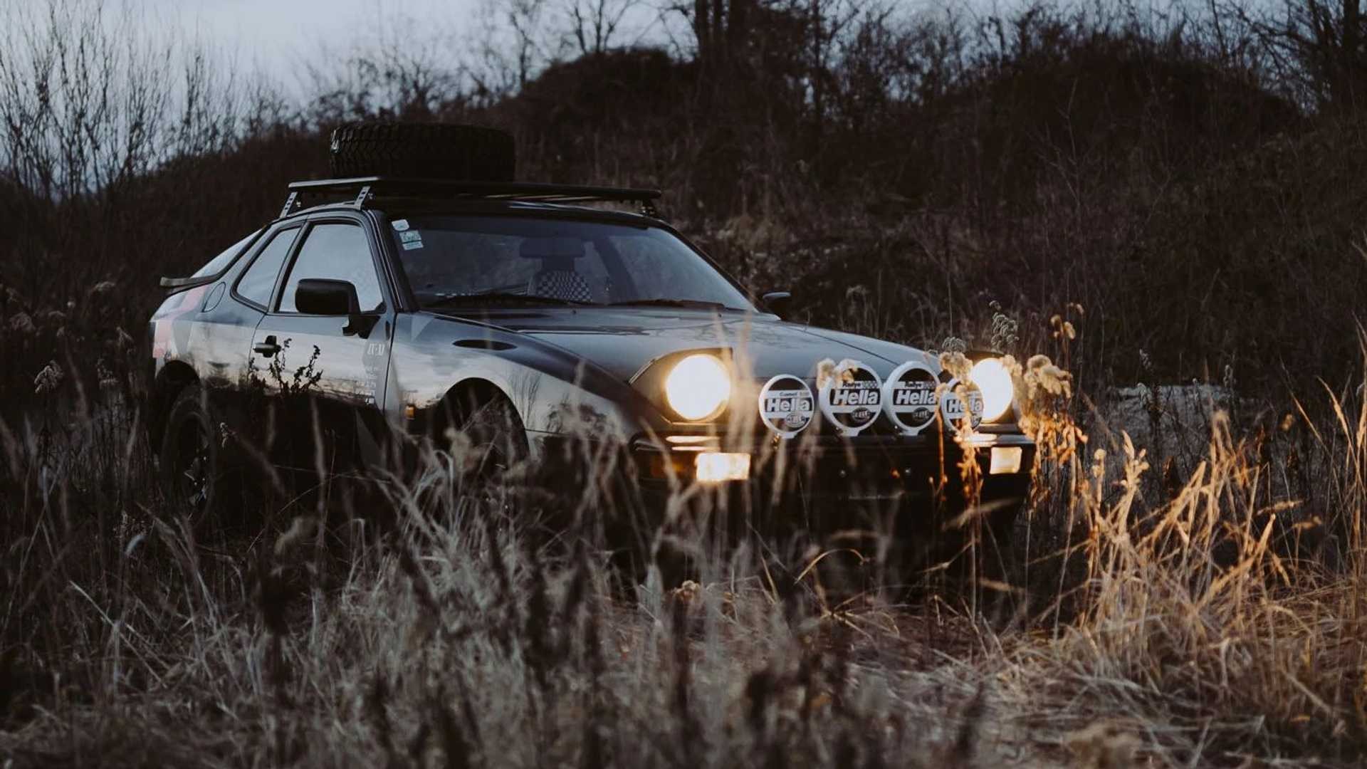 Porsche 944 off-road by Vagabund: le immagini