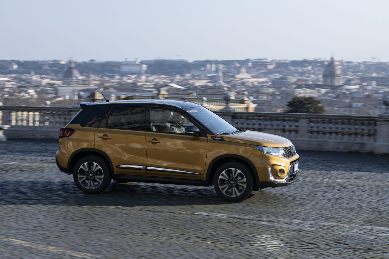 Suzuki Vitara 1.5 140V: le immagini