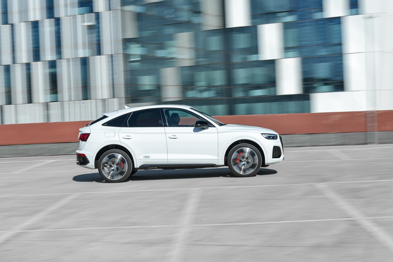 Audi Q5 Sportback: la prova su strada