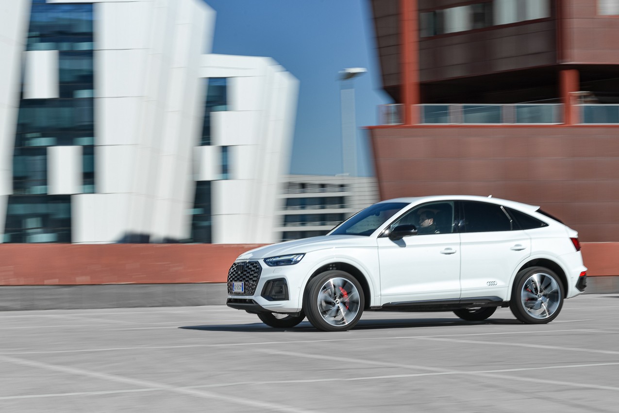 Audi Q5 Sportback: la prova su strada