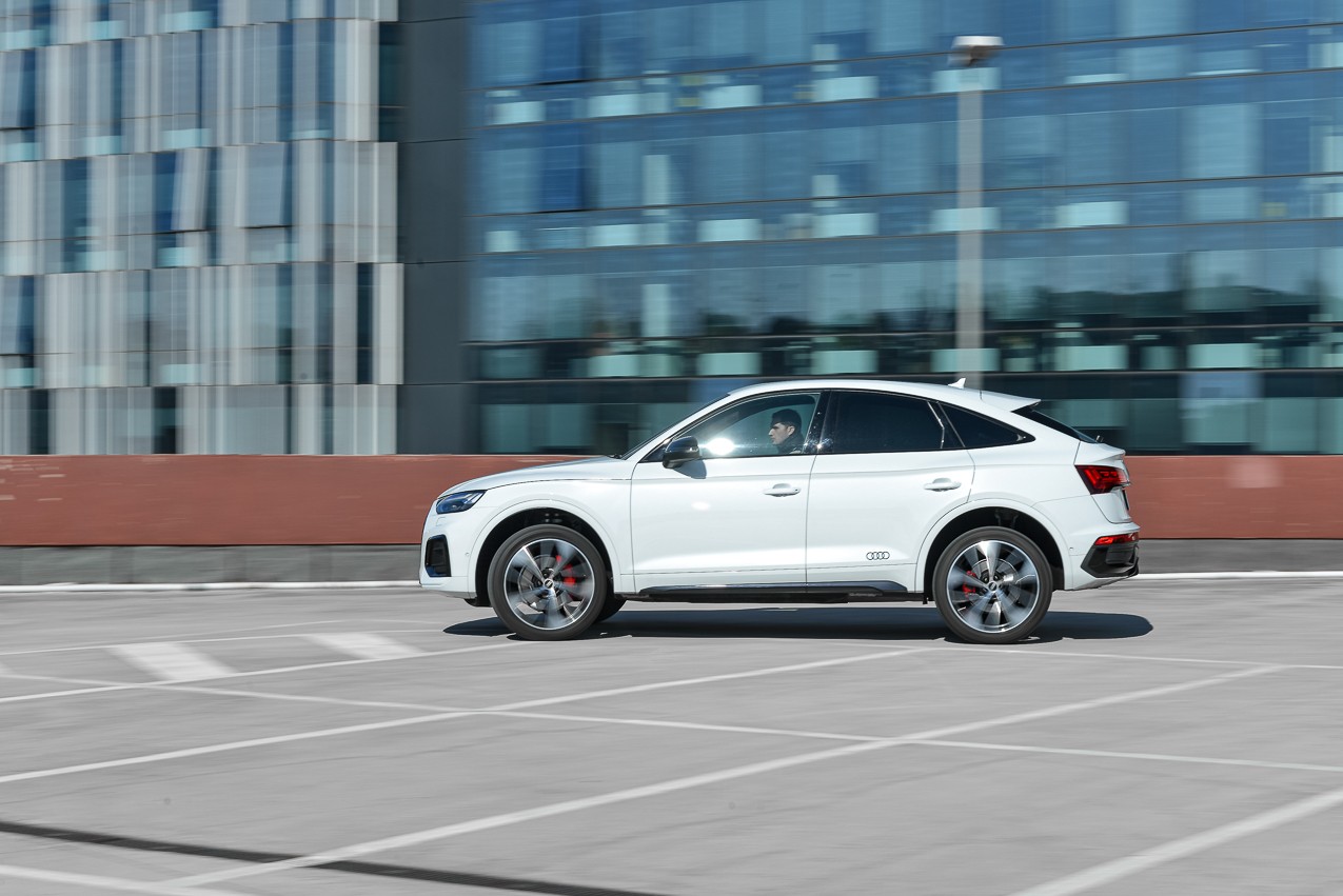 Audi Q5 Sportback: la prova su strada