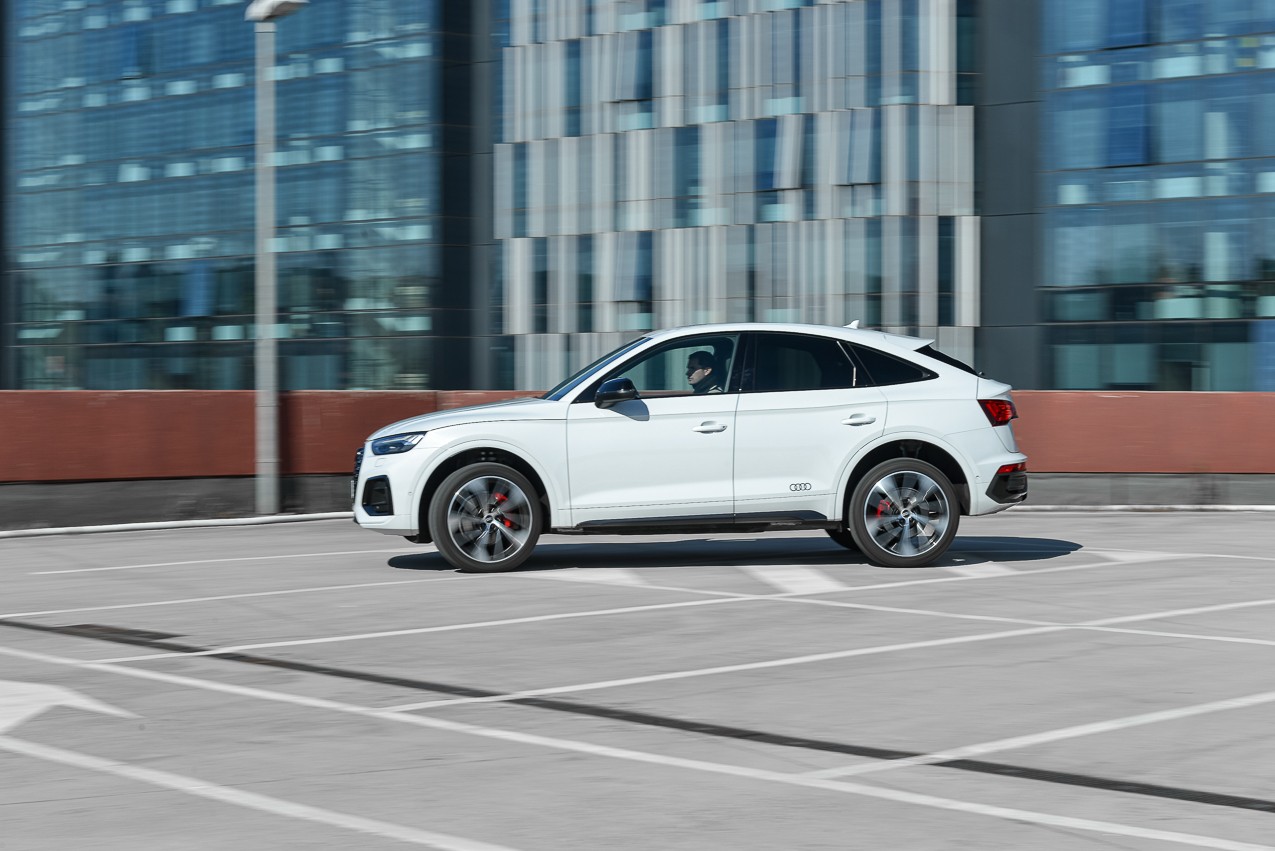 Audi Q5 Sportback: la prova su strada