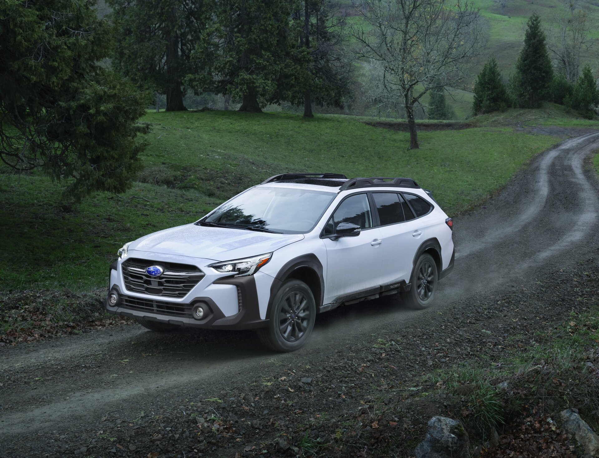 Subaru Outback 2022: immagini ufficiali