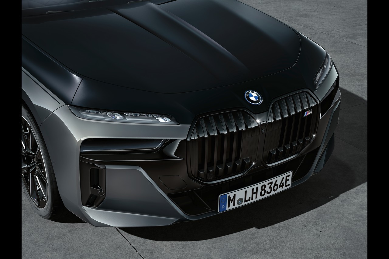 Bmw Serie 7 2022: immagini ufficiali