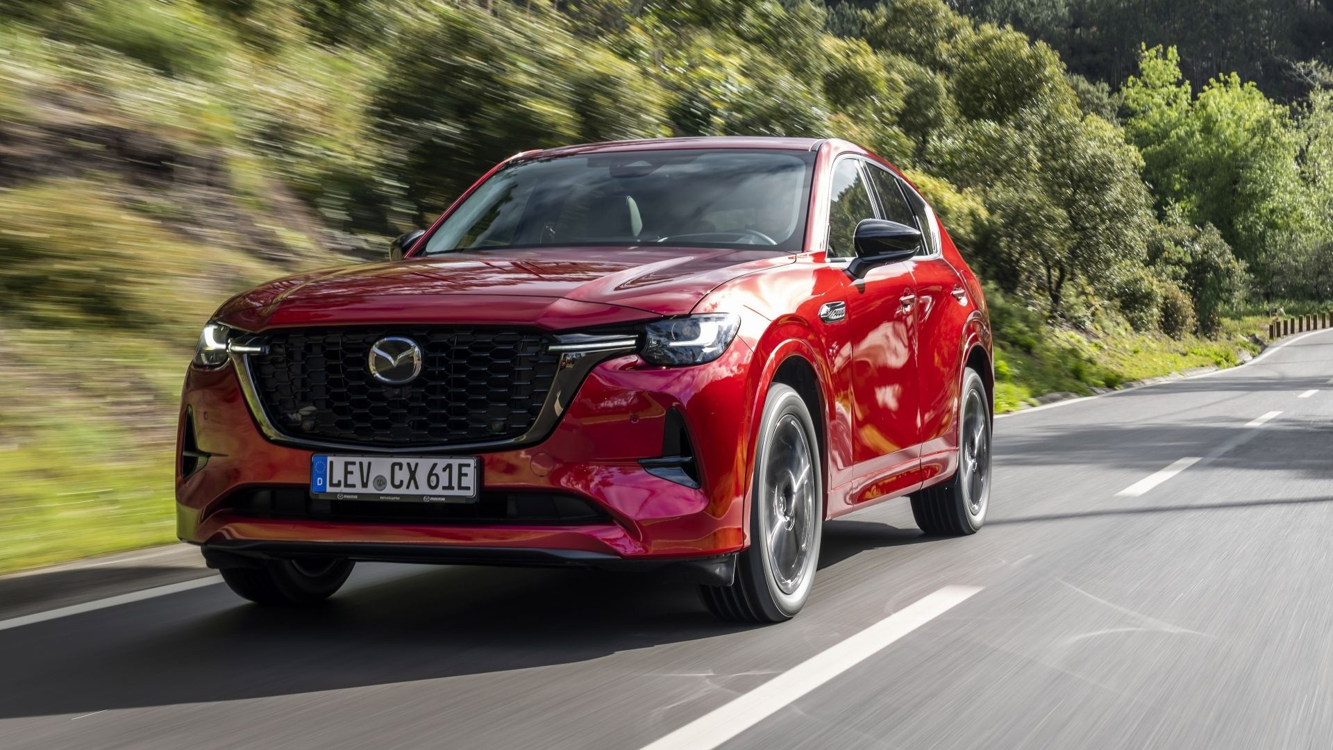 Mazda CX-60: nuove immagini ufficiali