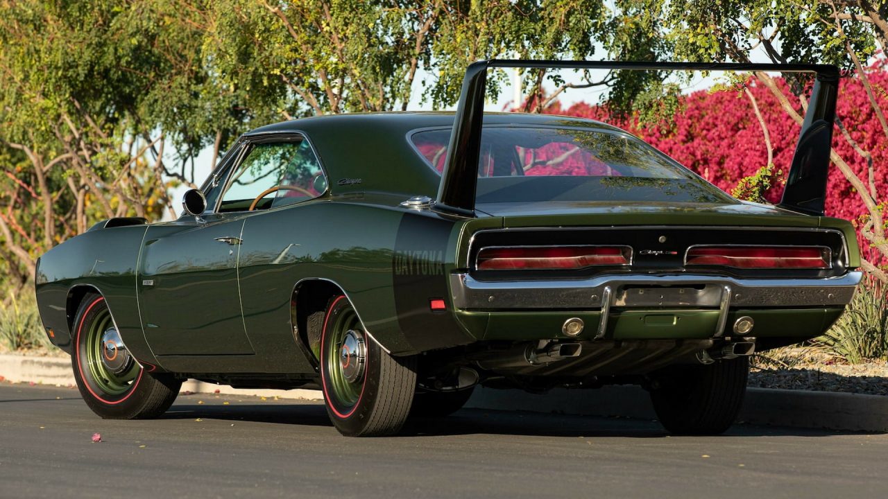 Dodge Charger Daytona: le immagini