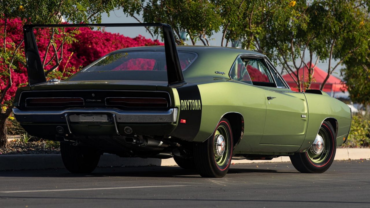 Dodge Charger Daytona: le immagini