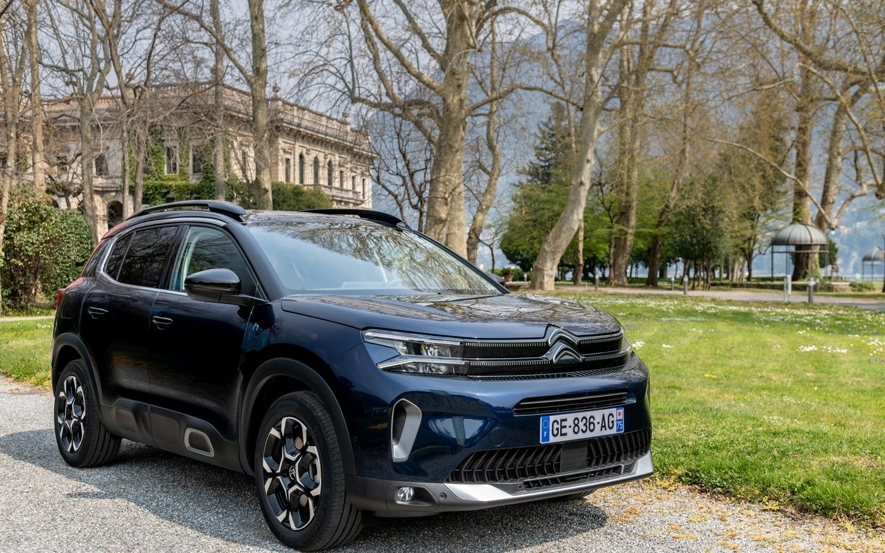 Citroen C5 AIRCROSS, MY AMI BUGGY CONCEPT e C5 X a Villa Erba: le immagini