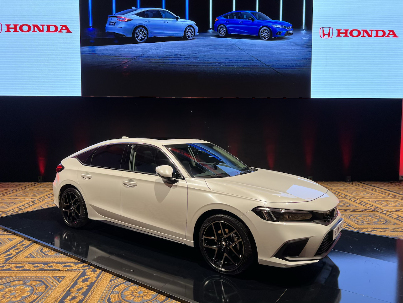 Honda Civic e:HEV: nuove immagini