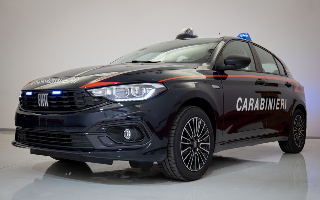 Fiat Tipo Carabinieri: le immagini ufficiali