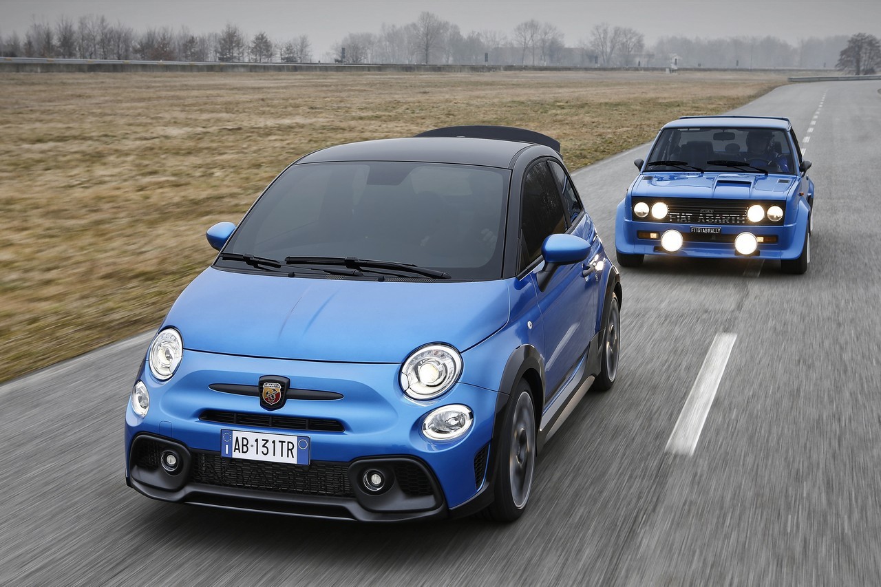 Abarth 695 Tributo 131 Rally 2022: immagini ufficiali