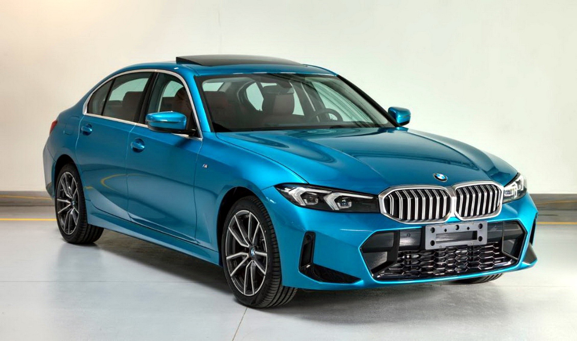 BMW Serie 3: le foto del restyling