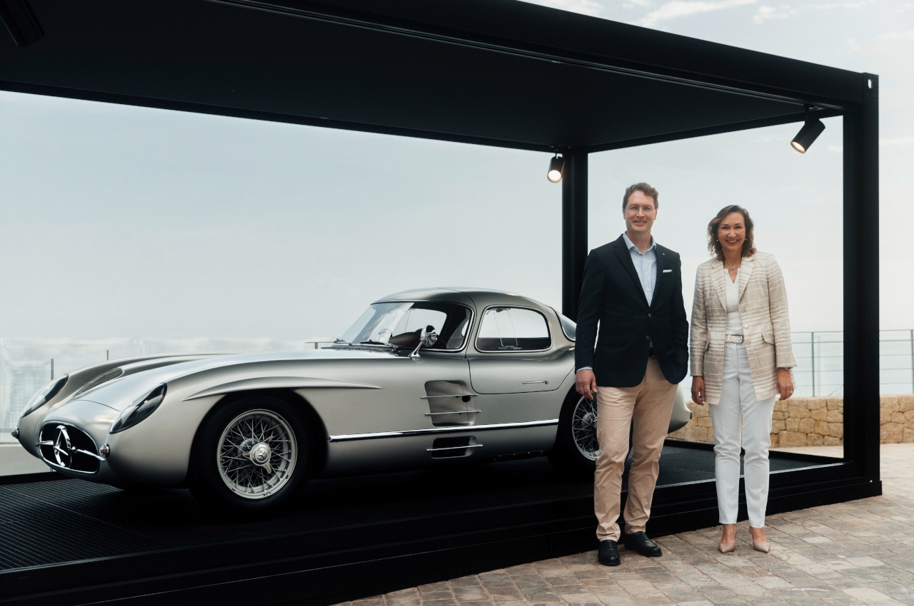 Mercedes 300 SLR Uhlenhaut Coupé 1955: immagini ufficiali