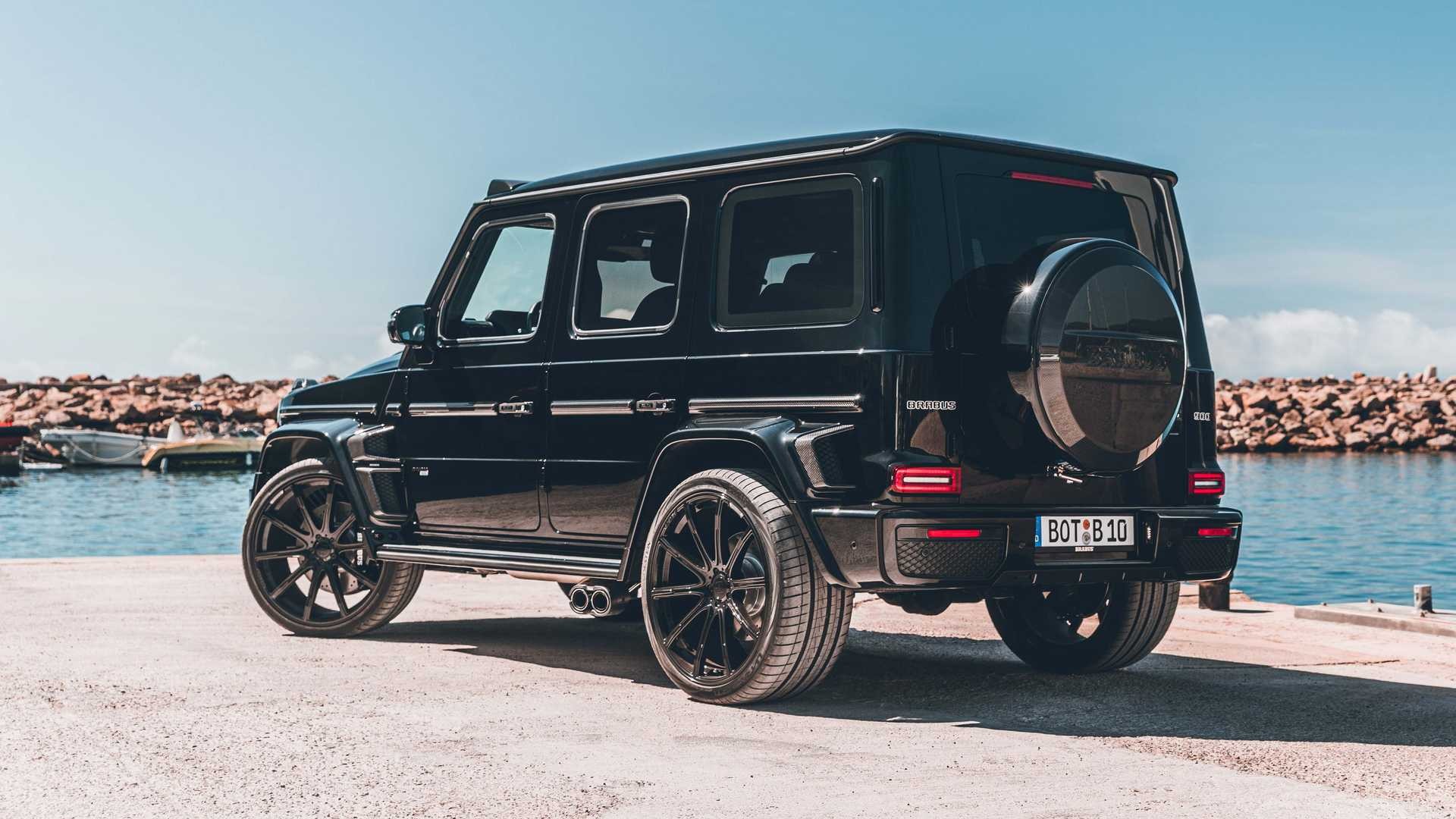 Brabus 900 Superblack: le immagini ufficiali