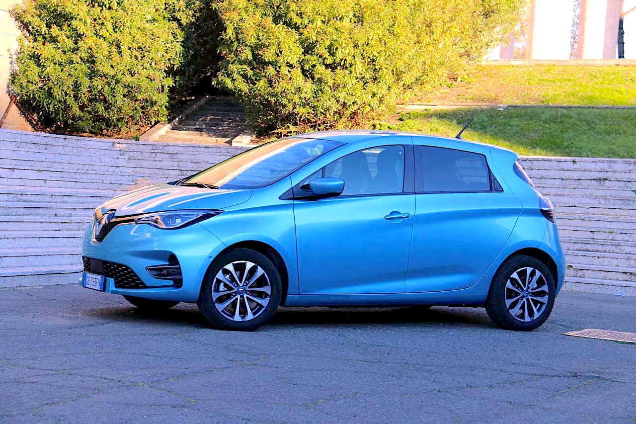 Renault Zoe R135 Intens: prova su strada