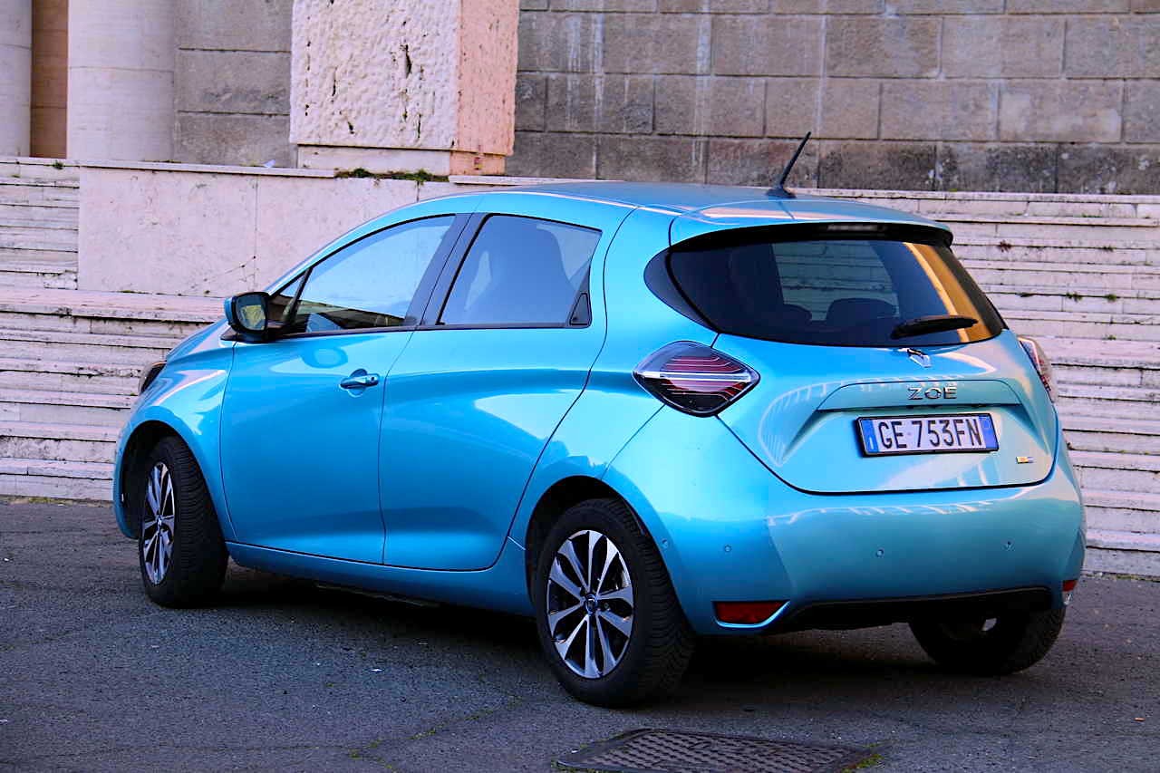 Renault Zoe R135 Intens: prova su strada