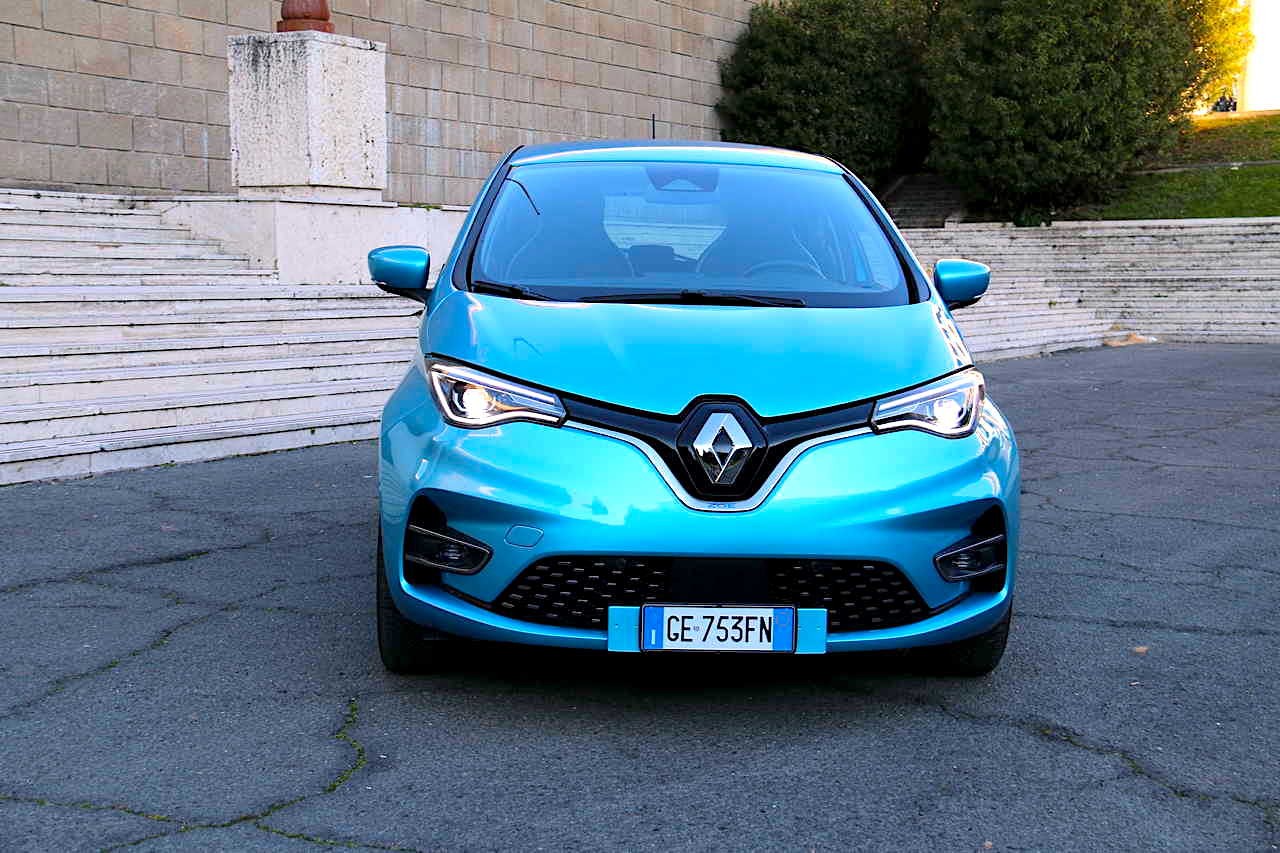 Renault Zoe R135 Intens: prova su strada