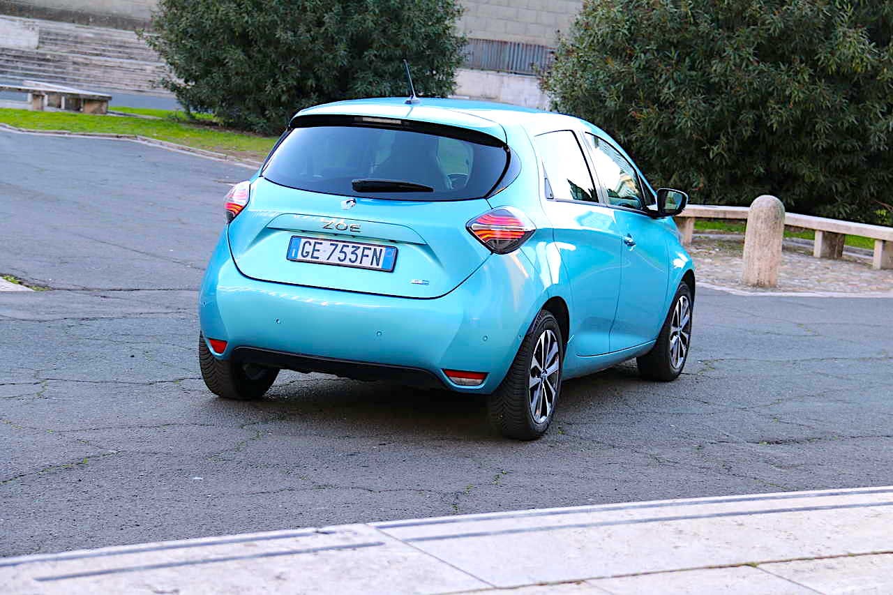 Renault Zoe R135 Intens: prova su strada