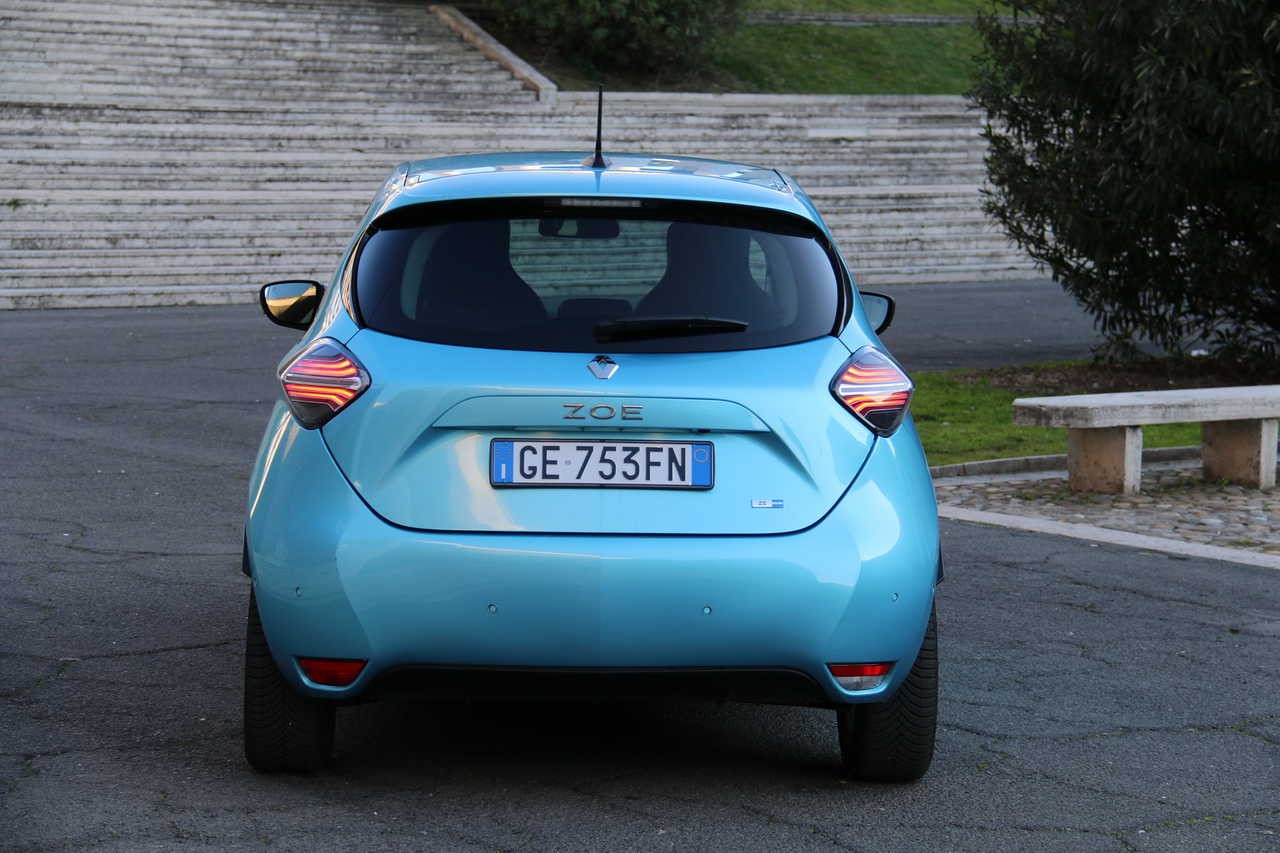 Renault Zoe R135 Intens: prova su strada