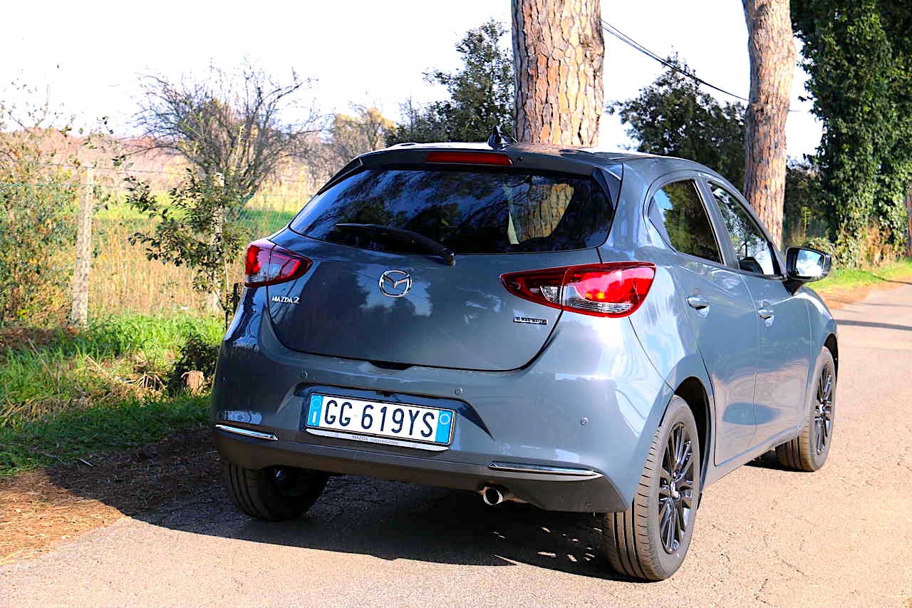 Mazda 2 e-Skyactiv-G M Hybrid: prova su strada