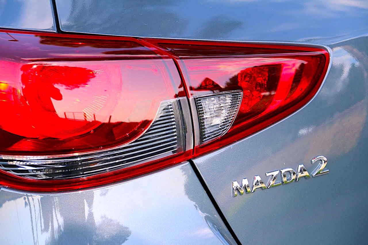 Mazda 2 e-Skyactiv-G M Hybrid: prova su strada