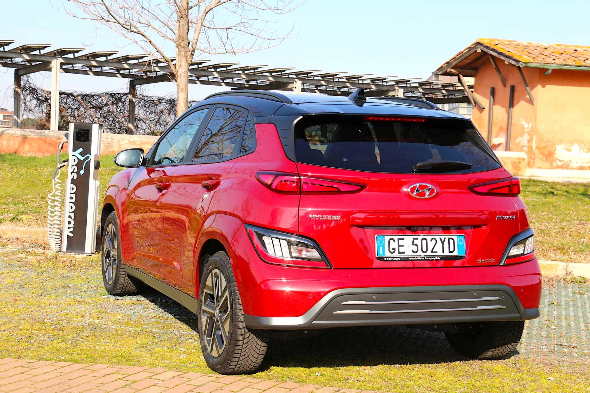 Hyundai Kona Electric: la prova su strada