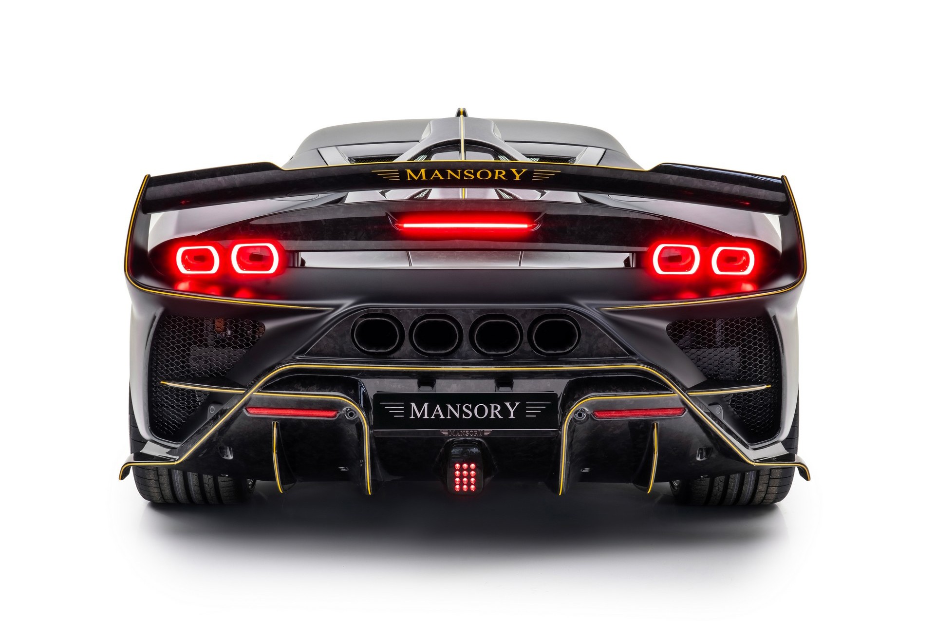 Mansory F9XX, le foto del nuovo tuning