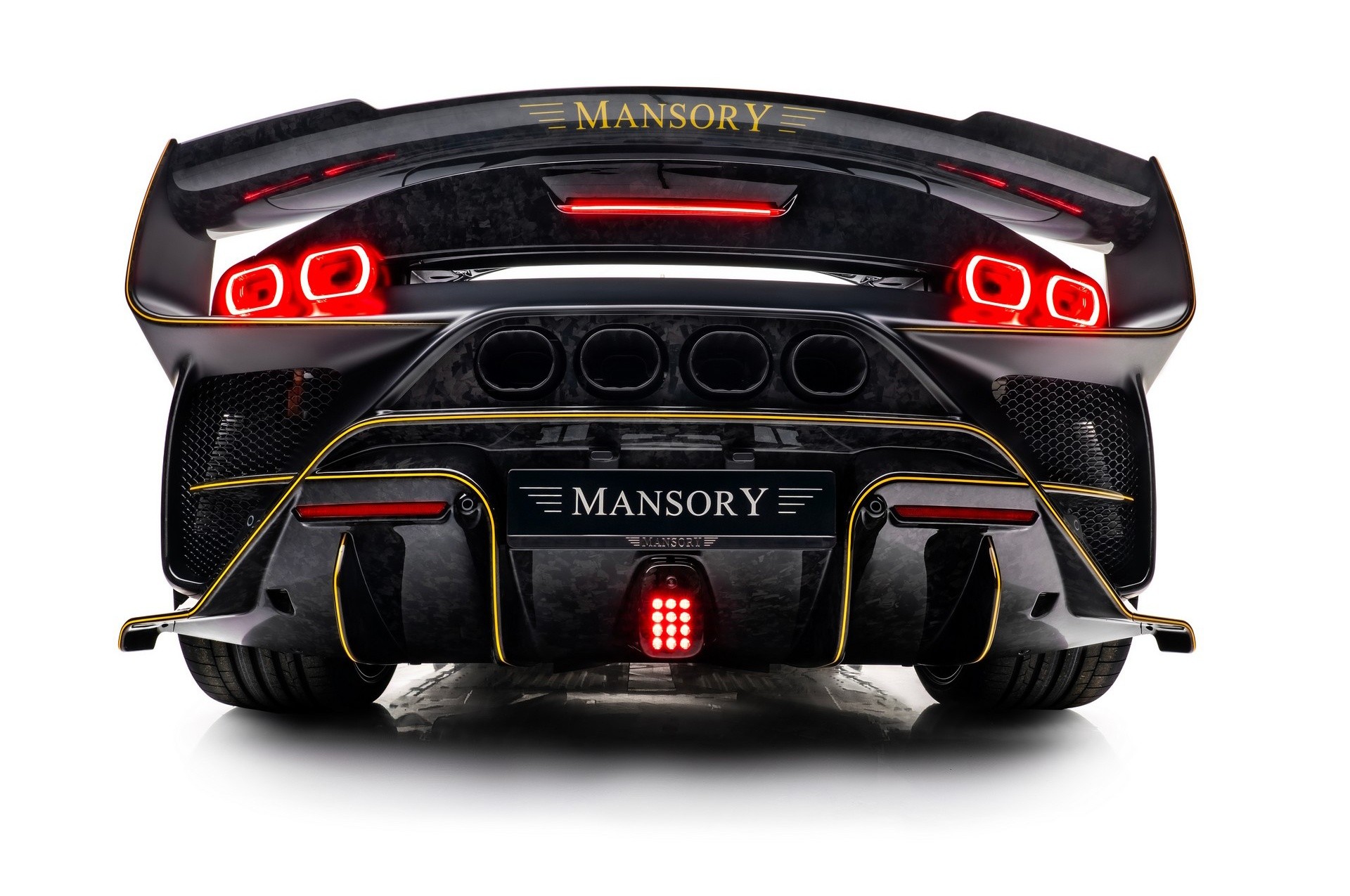 Mansory F9XX, le foto del nuovo tuning