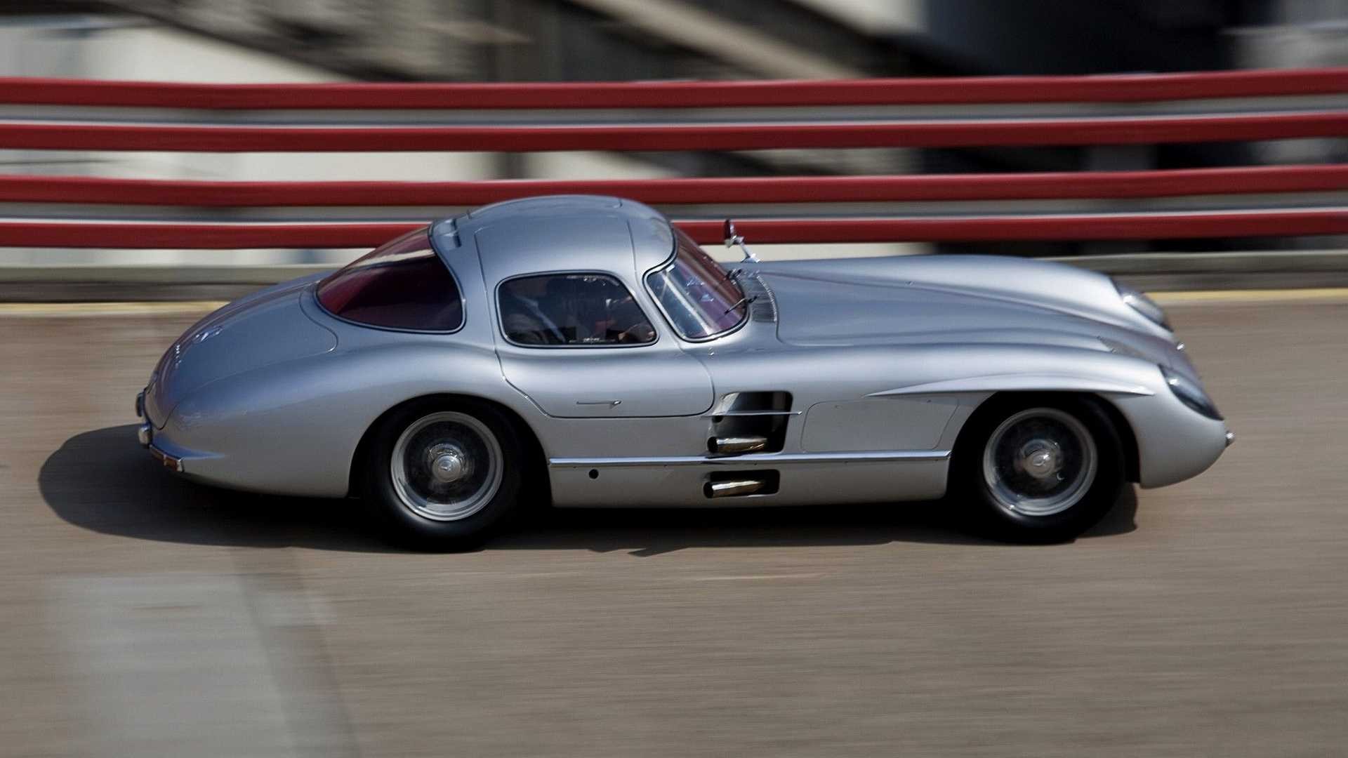 Mercedes 300 SLR Uhlenhaut Coupé: le immagini ufficiali