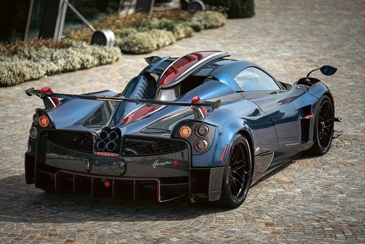 Pagani Huayra NC: le immagini